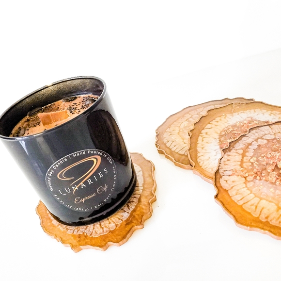 Espresso Cafe Soy Candle with Wooden Wick - Picture 3 of 7